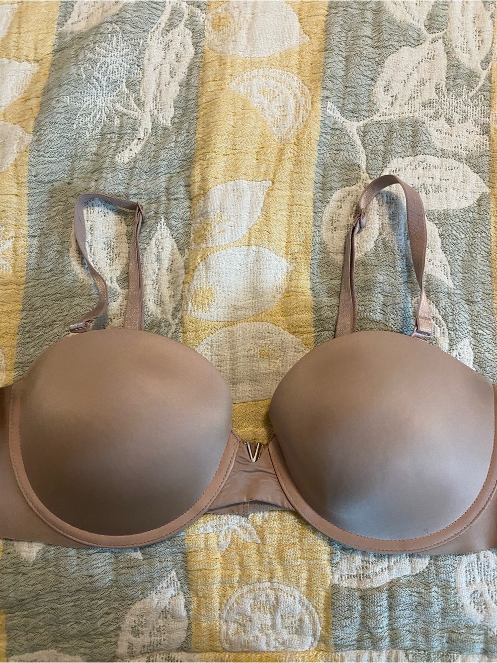 Victoria's Secret Smooth Molded Bandeau Bra in Taupe